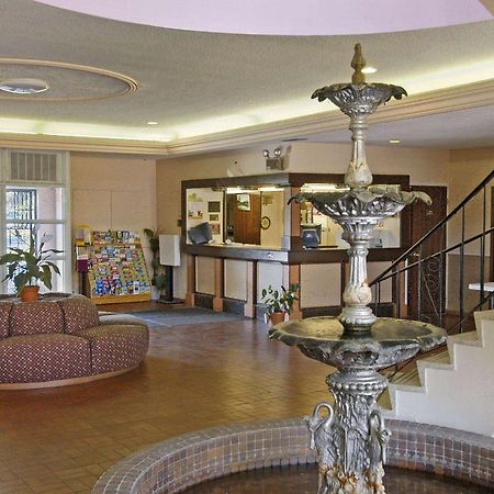 University Inn Γκέινσβιλ Εξωτερικό φωτογραφία