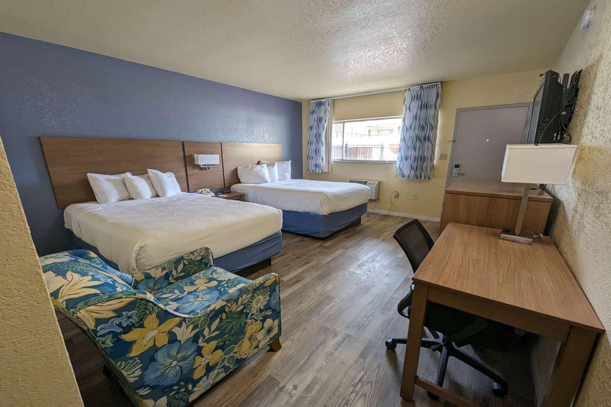 University Inn Γκέινσβιλ Εξωτερικό φωτογραφία